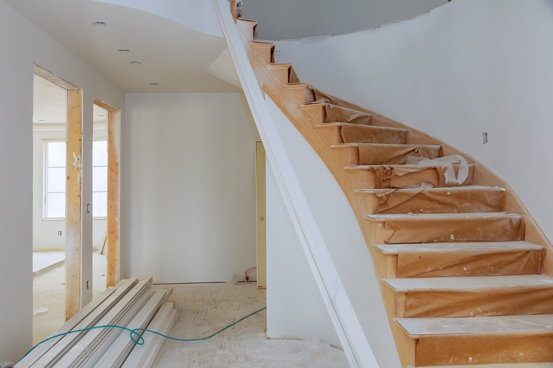 Trapprenovering Järfälla har konstruerat en spiraltrappa